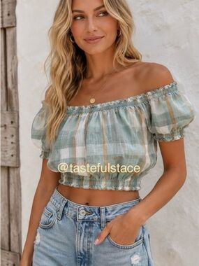 AE NWT - Off-Shoulder Plaid Crop Top in Sage and Cream